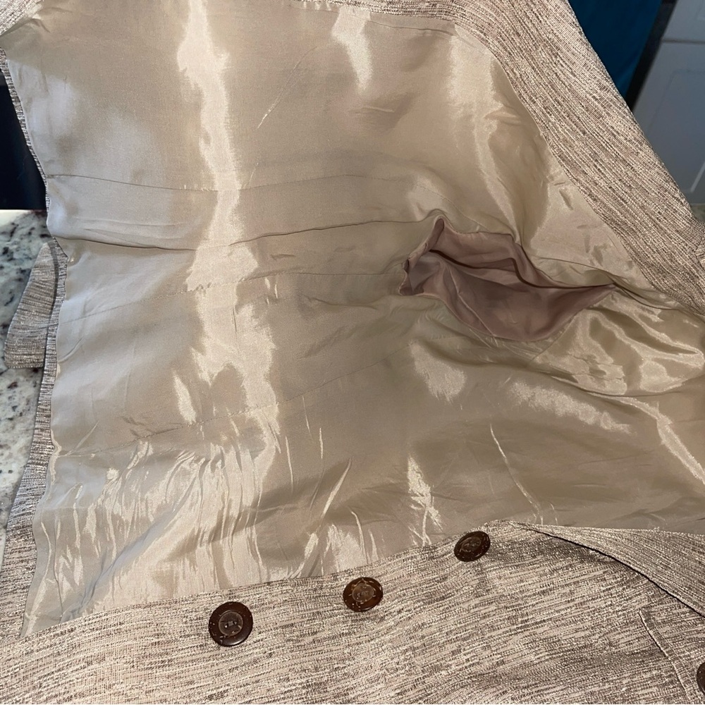 Tahari Arthur S Levine Size 6 Beige Tan Textured Belted Button Front Blazer EUC - Picture 4 of 12